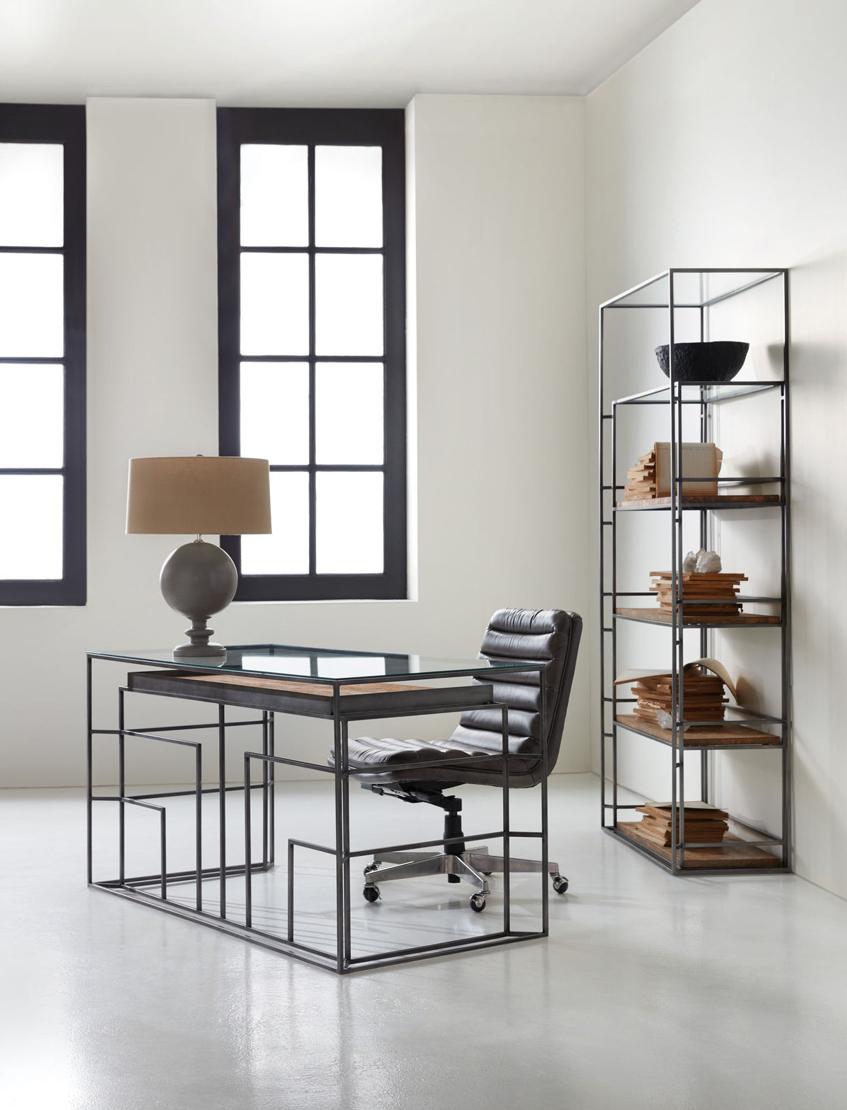 EC - Wright Executive Swivel Chair