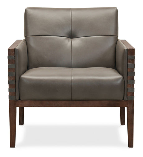 CC - Carverdale Leather Club Chair With Wood Frame
