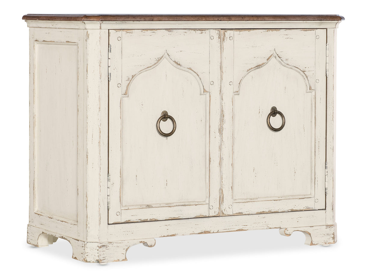 Americana - Two-Door Nightstand