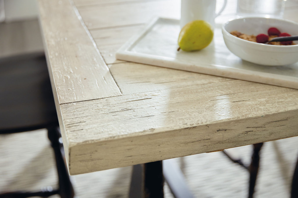 Ciao Bella - Friendship Dining Table