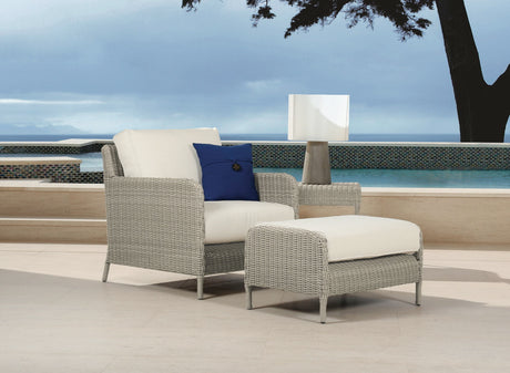 Manhattan - Club Chair, With Self Welt - Linen Canvas