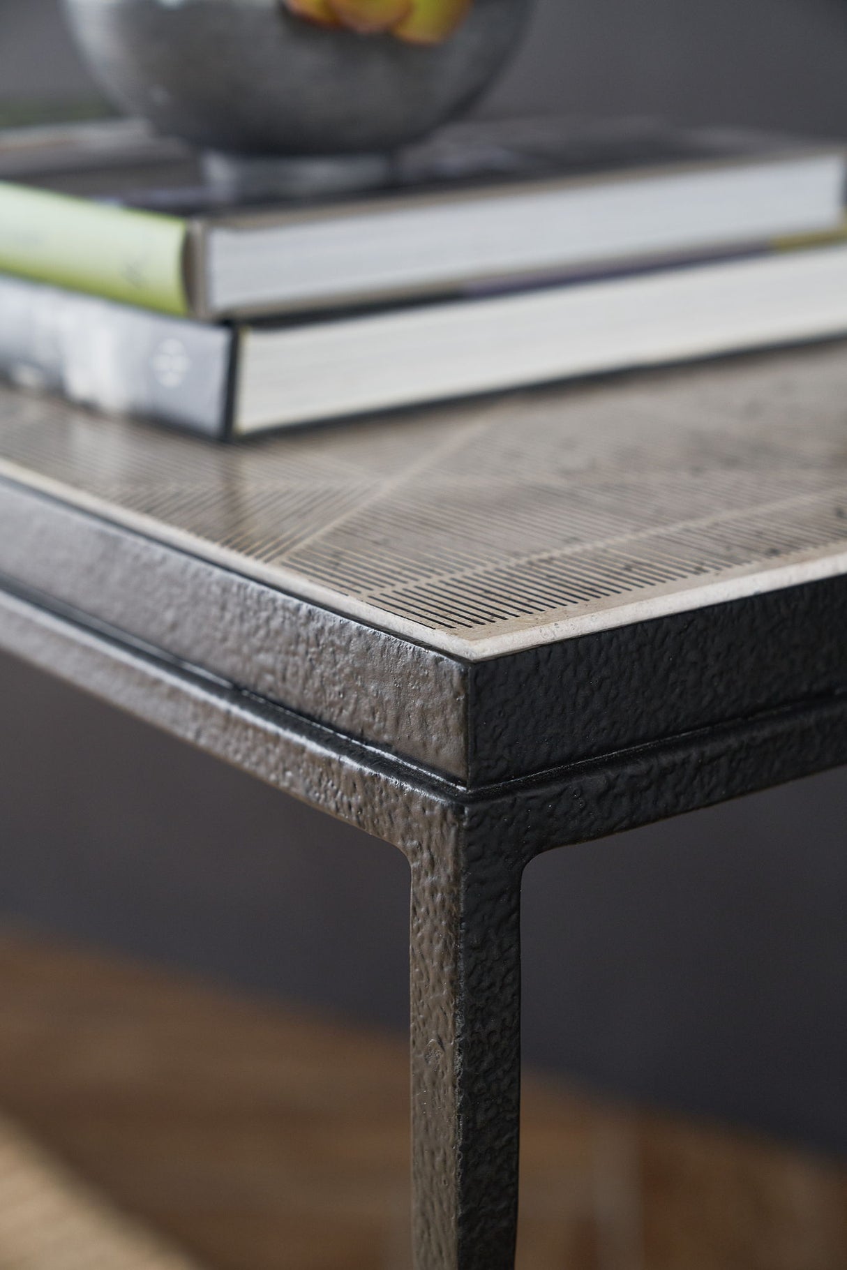 Commerce And Market - Console Table - Metal / Wood