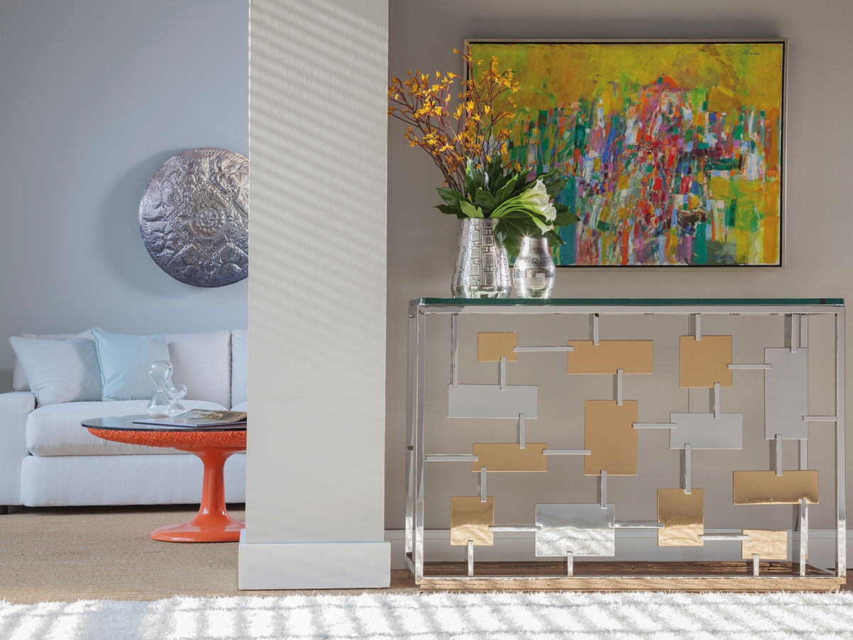 Signature Designs - Cityscape Console - Pearl Silver