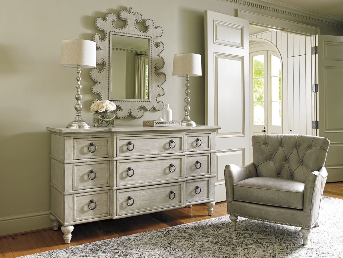 Oyster Bay - Hempstead Vertical Mirror - Pearl Silver