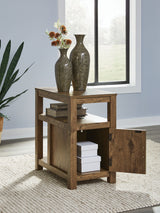 Fendenmore - Chair Side End Table