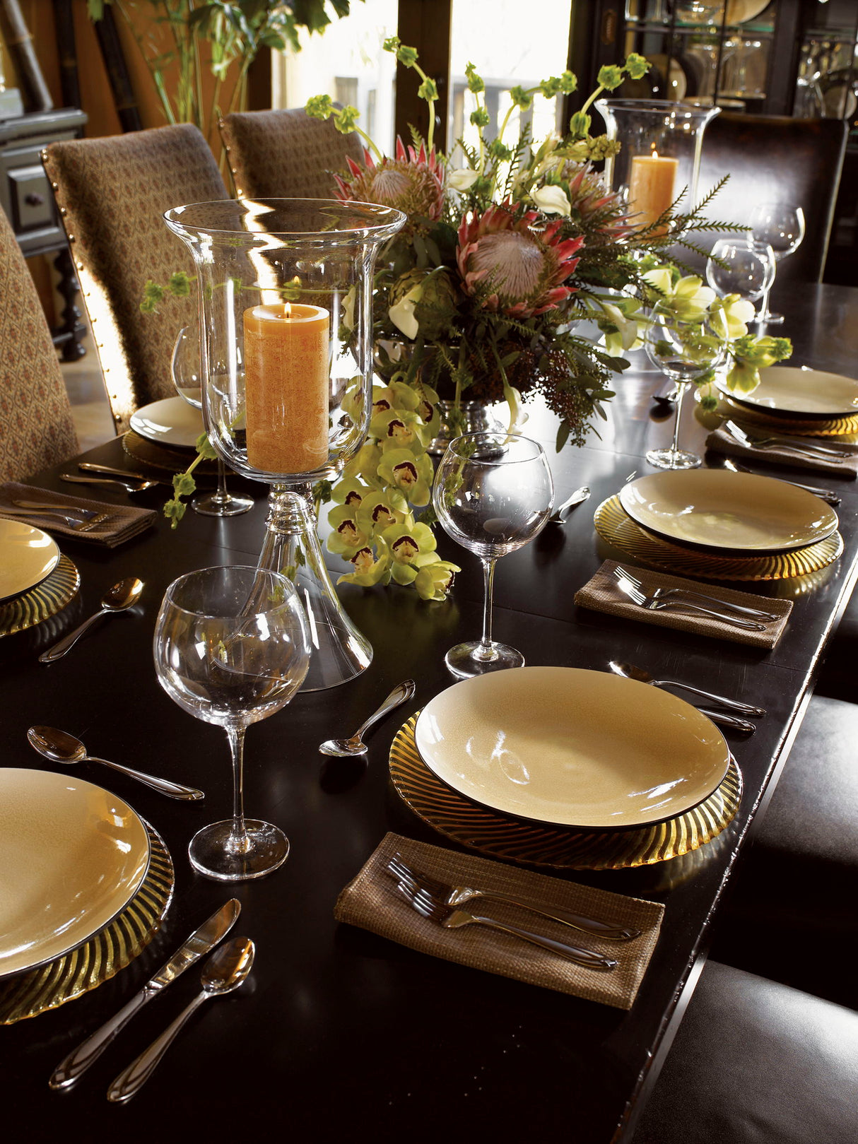 Kingstown - Pembroke Rectangular Dining Table - Dark Brown