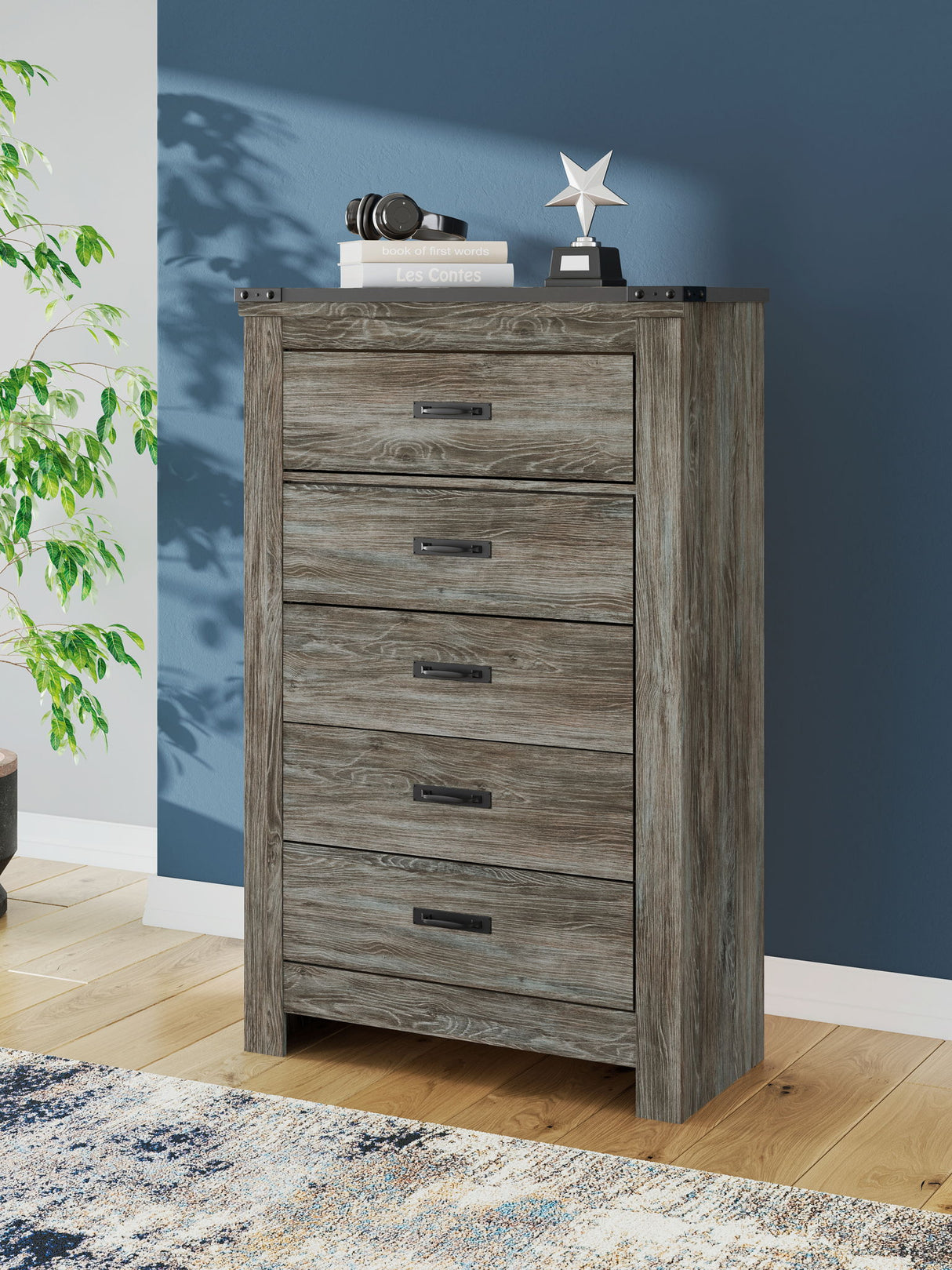 Frandern - Gray - Five Drawer Chest