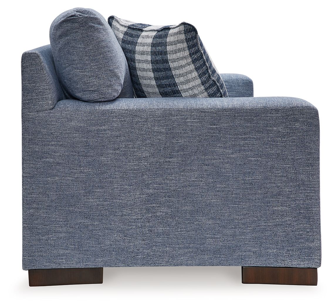 Belvoir - Loveseat