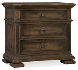 Hill Country - Elmendorf 3-Drawer Nightstand