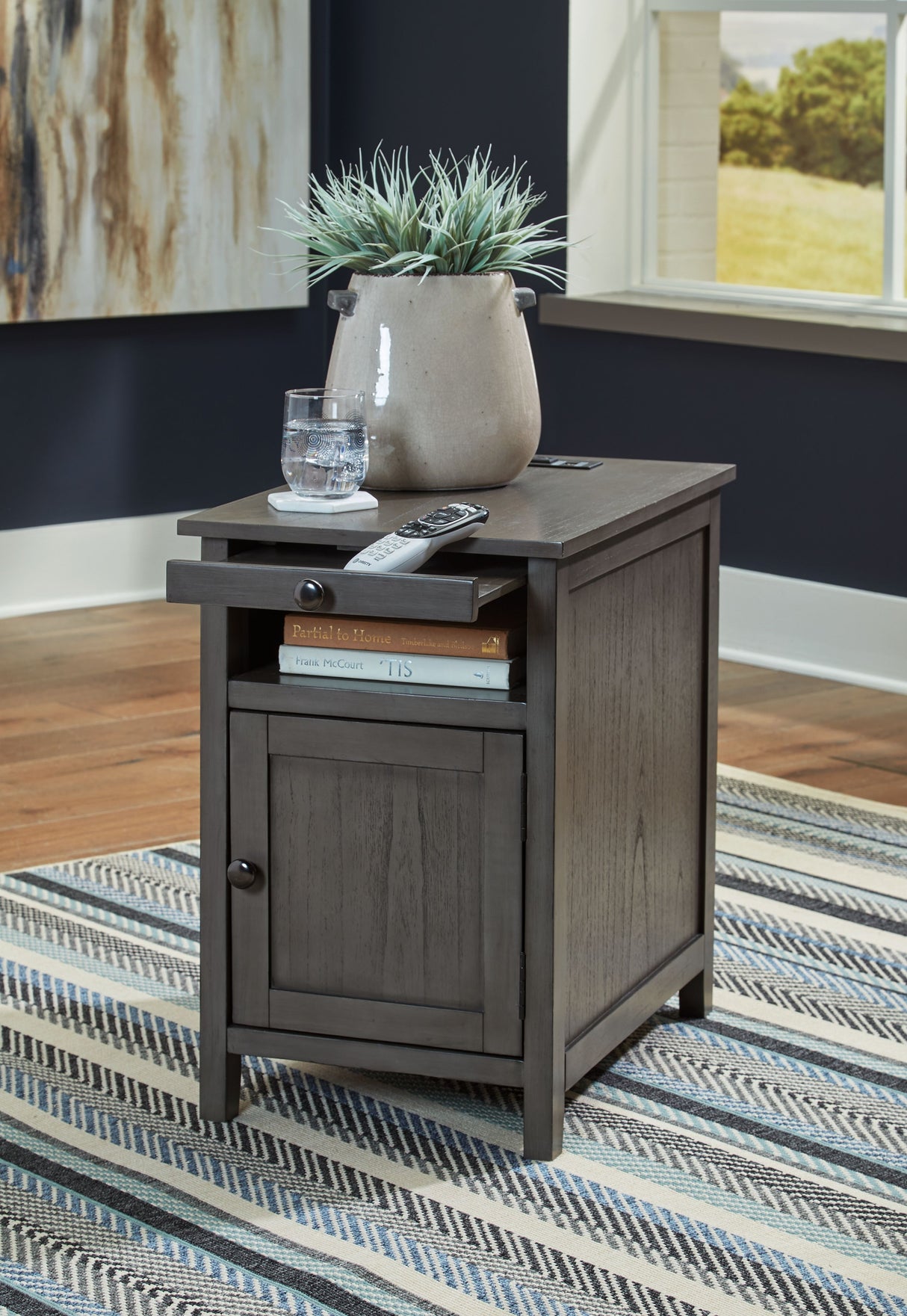 Treytown - Chair Side End Table