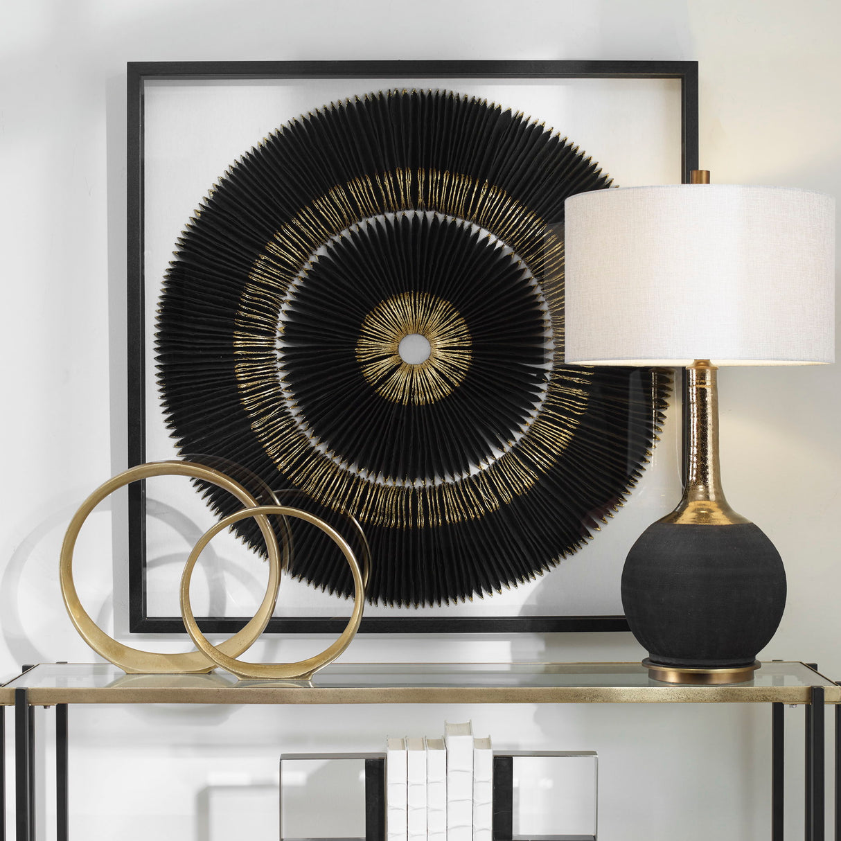 Sandara - Shadow Box - Black And Gold