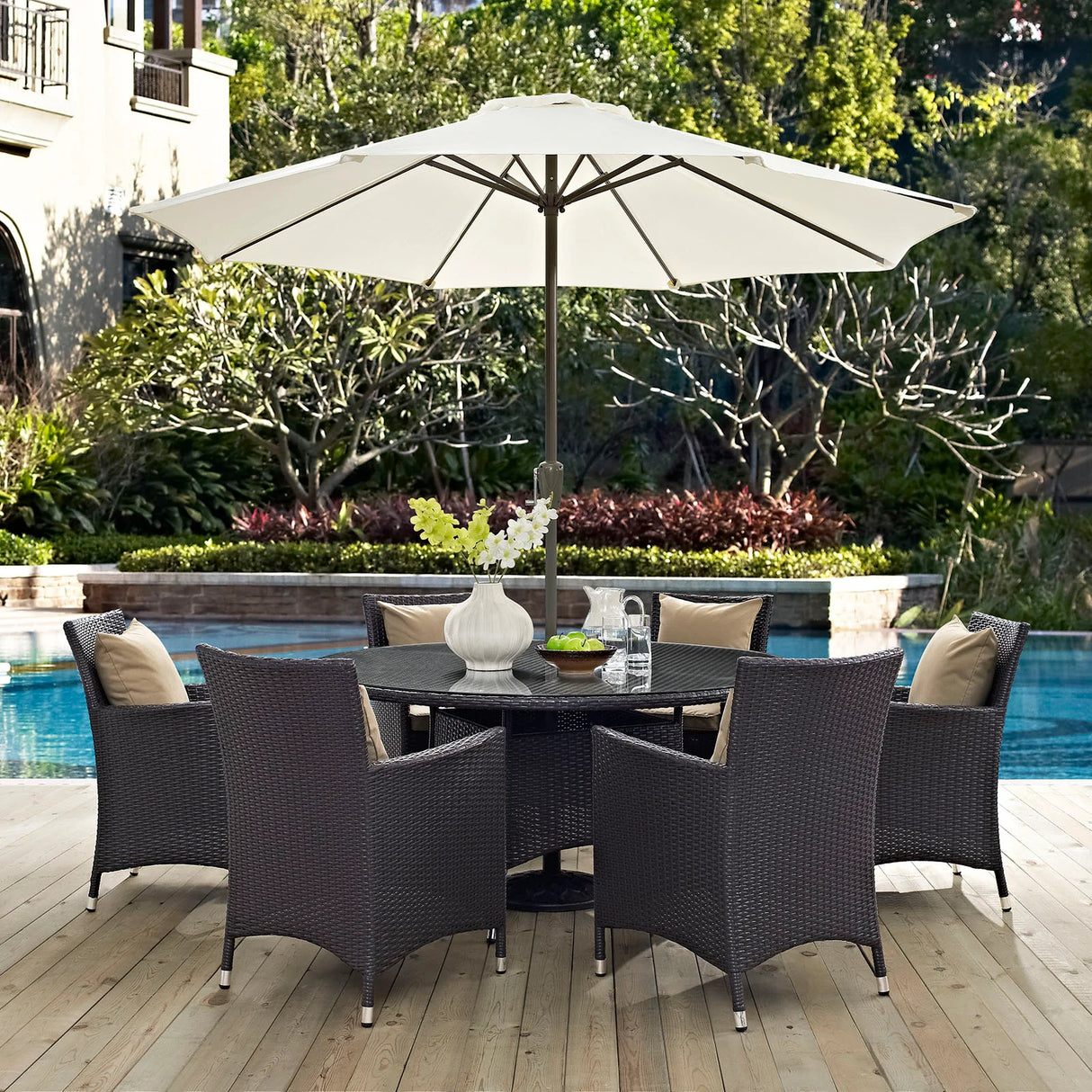 Clearview 8 Piece Outdoor Patio Dining Set